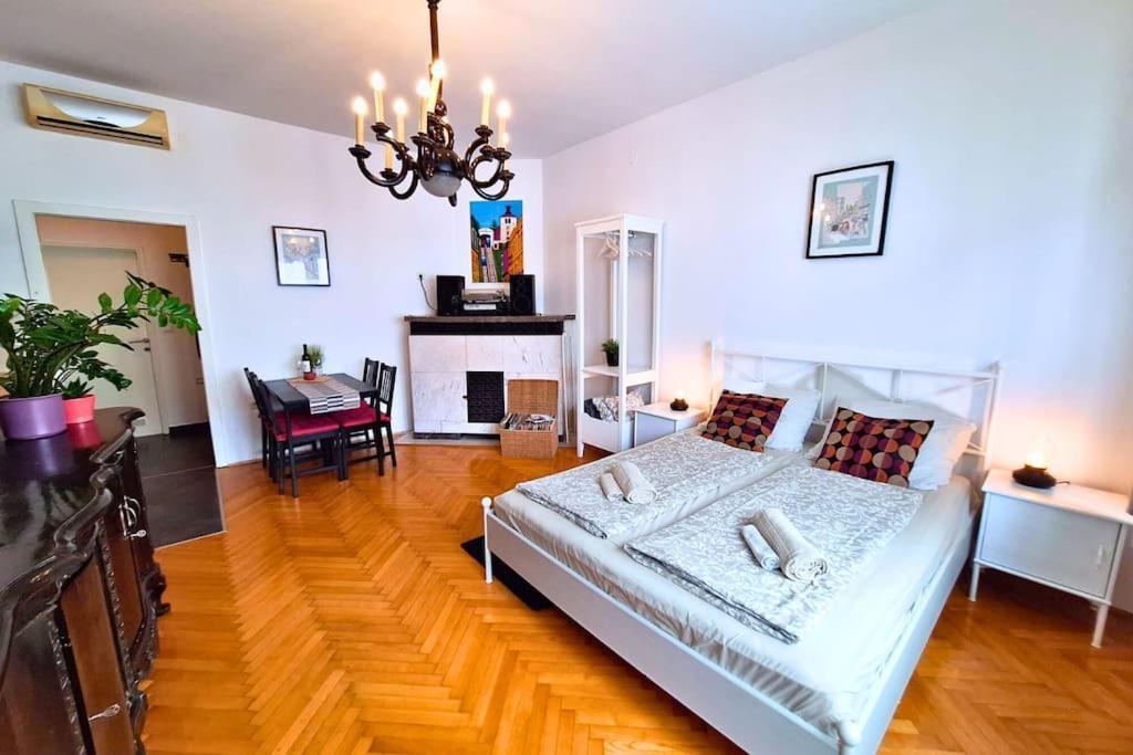 True Zagreb Centrally Located & Spacious Apartment Екстериор снимка
